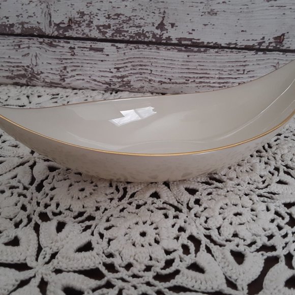 Lenox 9" Porcelain Flared Oval Candy Bowl - Picture 4 of 6